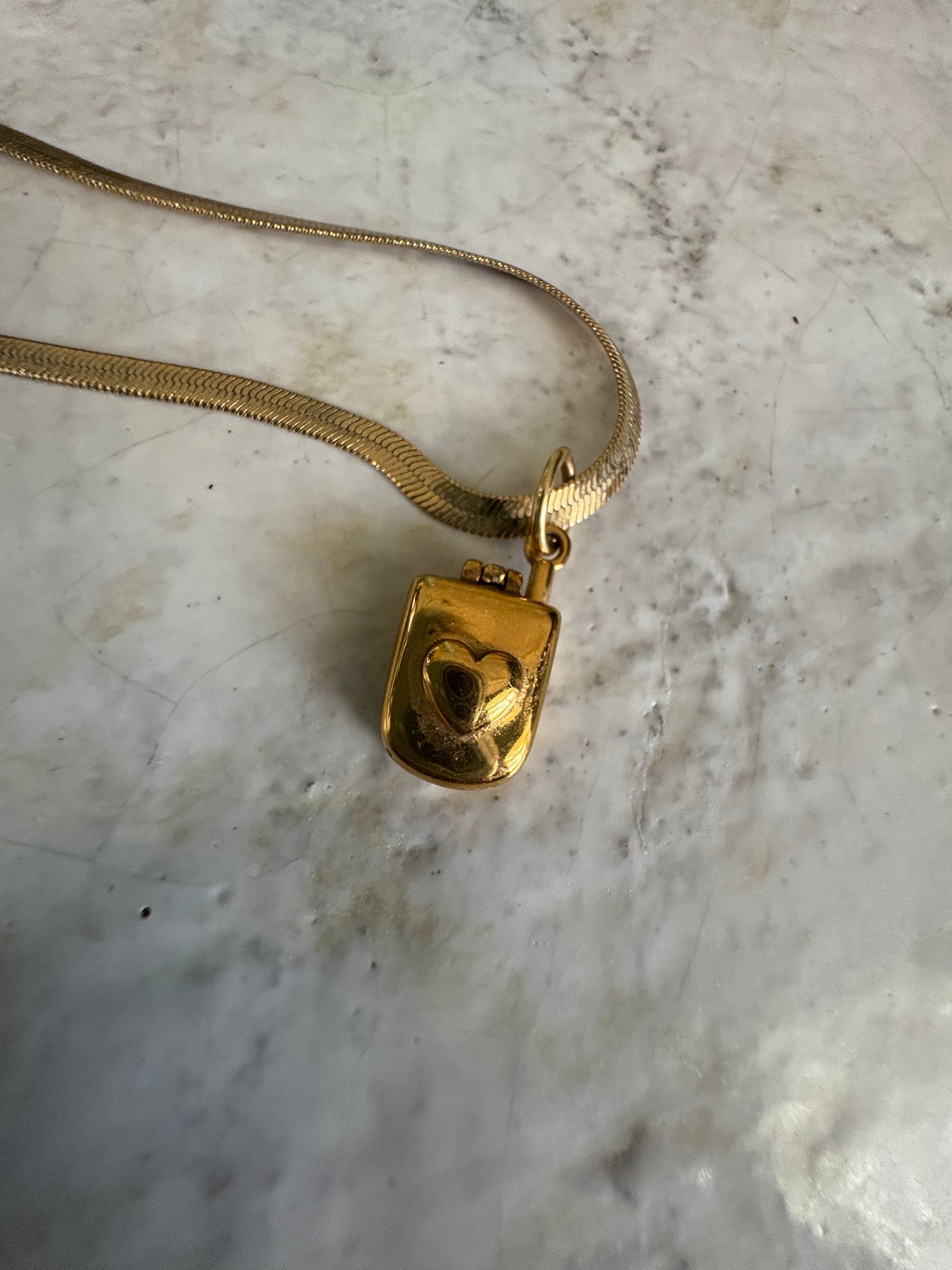 The Flipette Charm